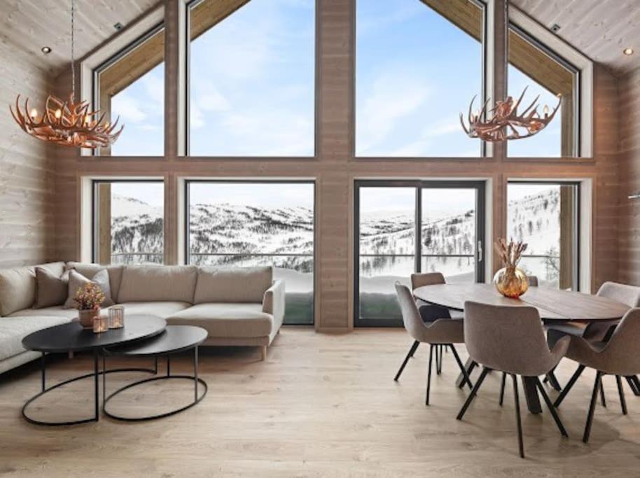 Flygende Utsiktshytte Med Magisk Utsikt Sogndal Esterno foto