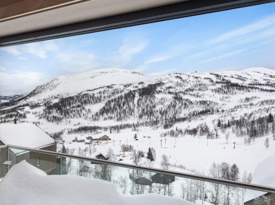 Flygende Utsiktshytte Med Magisk Utsikt Sogndal Esterno foto