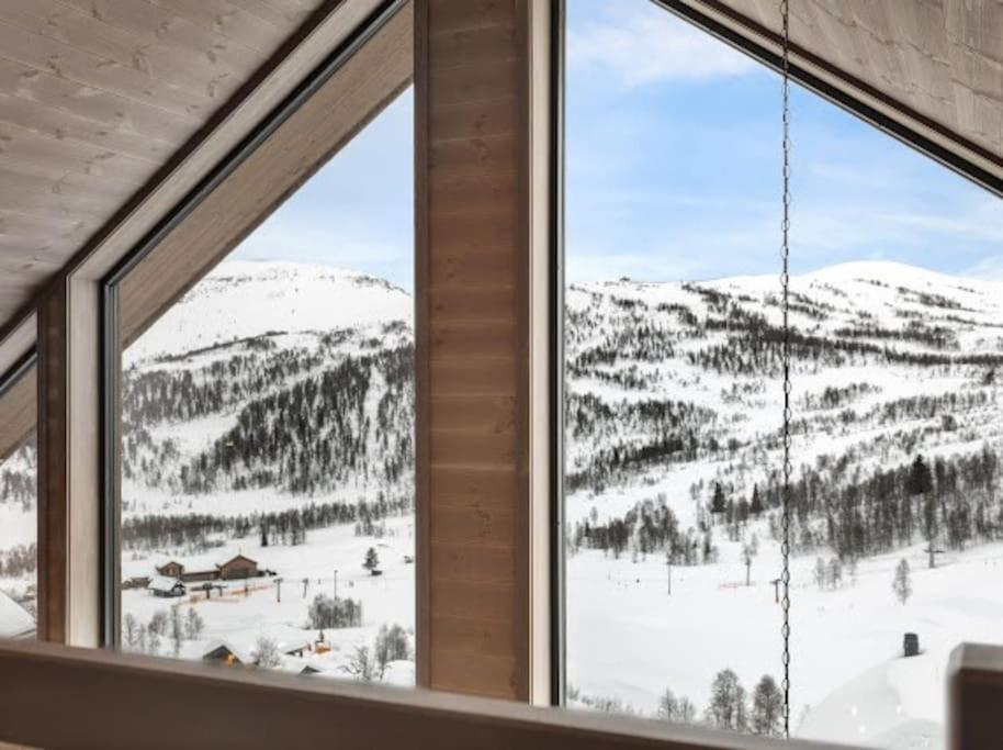 Flygende Utsiktshytte Med Magisk Utsikt Sogndal Esterno foto